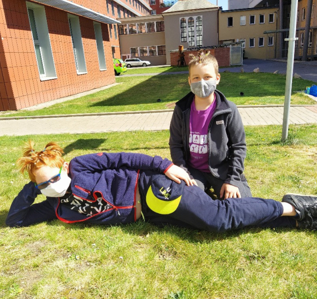 Hlídání dětí bylo ukázkou sehrané univerzitní komunity