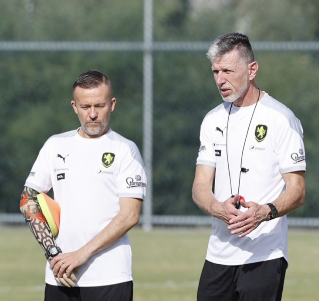 Šilhavý je v karanténě, tým povede asistent Chytrý