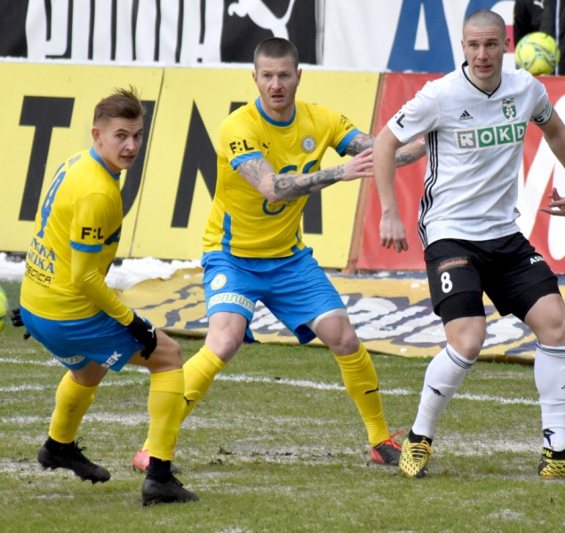 Karviná v Teplicích po poločase zabrala