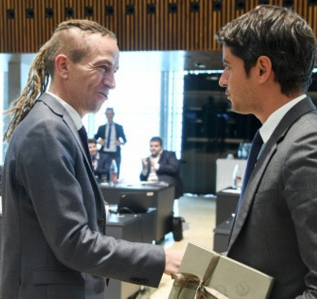 Bartoš jednal o umělé inteligenci a elektronické identitě