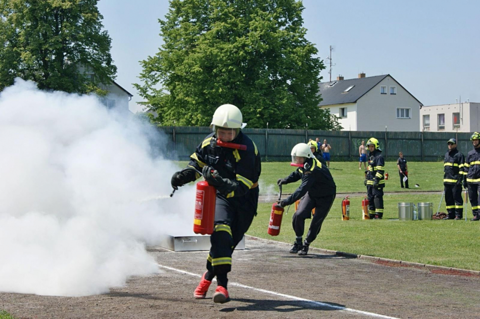 Hasiči v Podbořanech soutěžili v požárním sportu