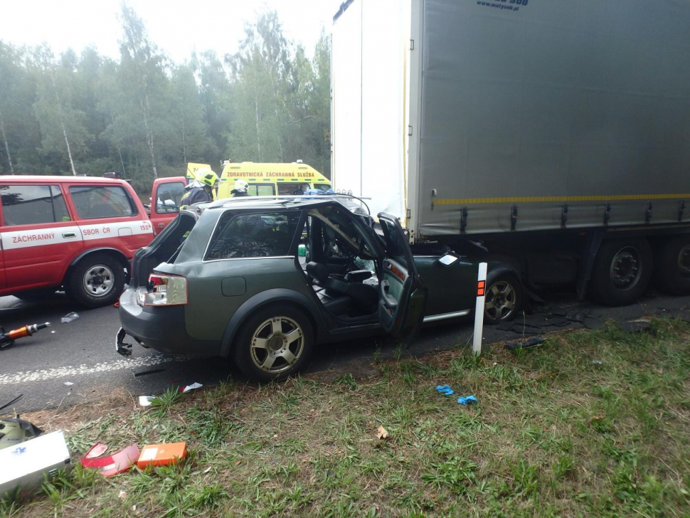 U Kyjic v úterý boural osobák a náklaďák